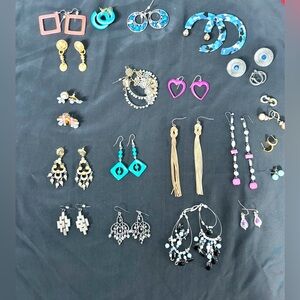 Vintage pierced earrings lot